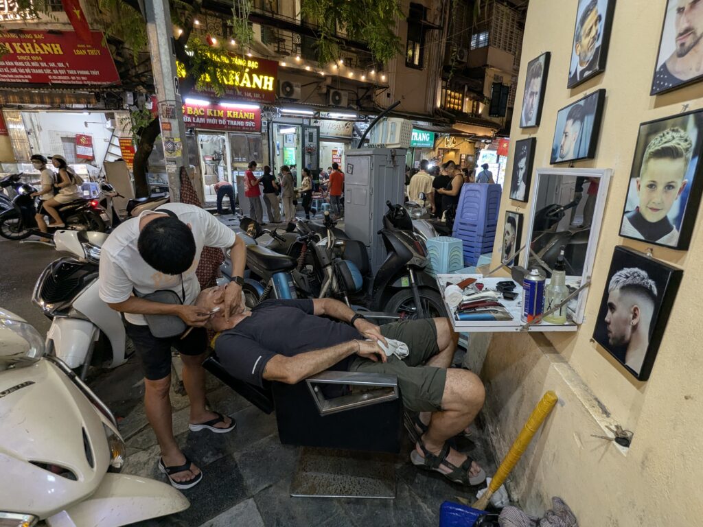 Hanoi – laut, chaotisch und definitiv nichts für Anfänger pxl 20260404 112832986